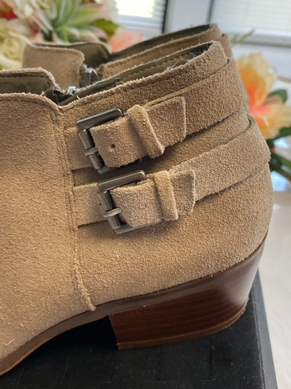 Sam Edelman Tan Suede Buckle Ankle Booties Women’s 7.5M